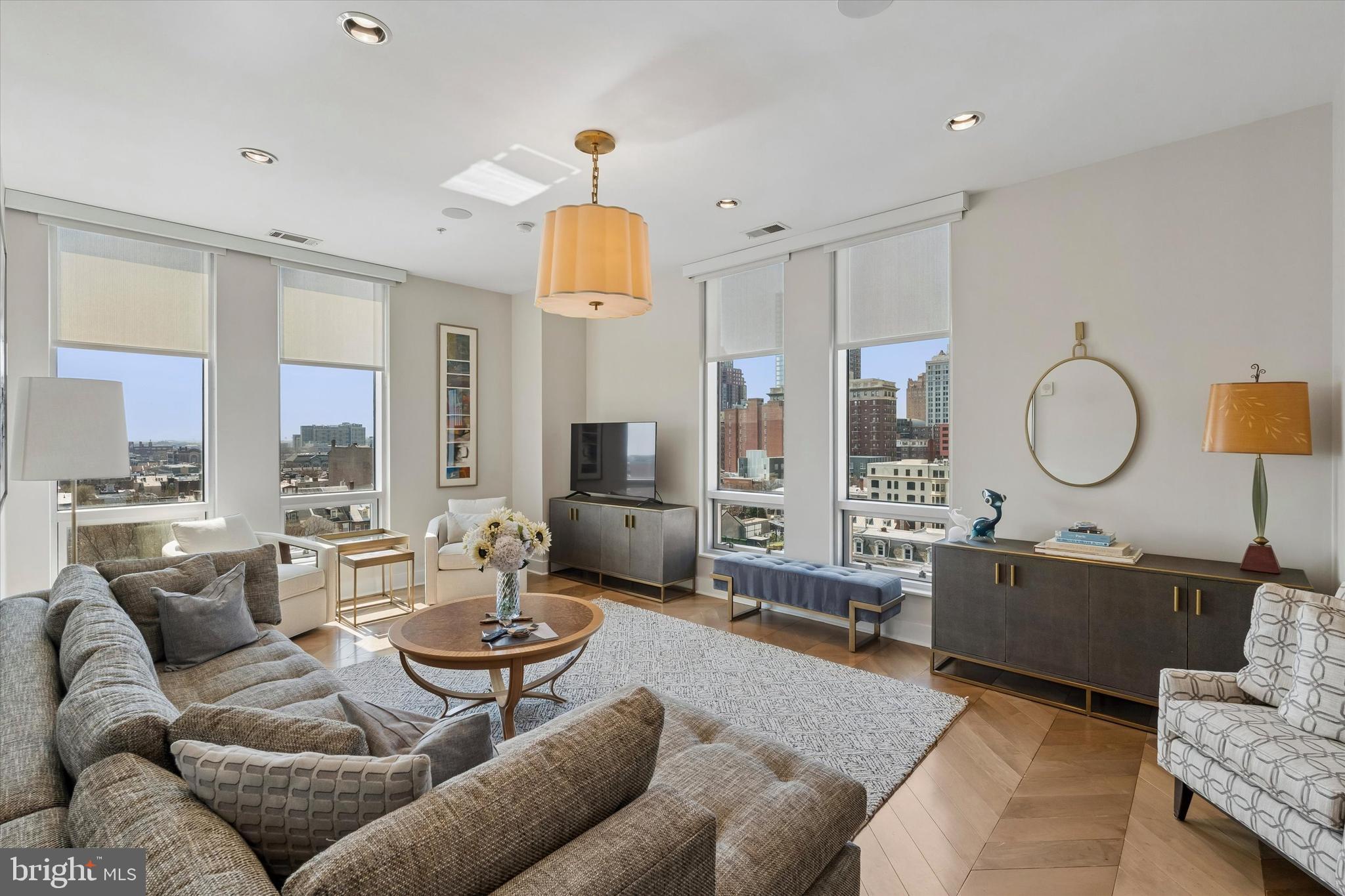 WASHINGTON SQ WEST - Residential