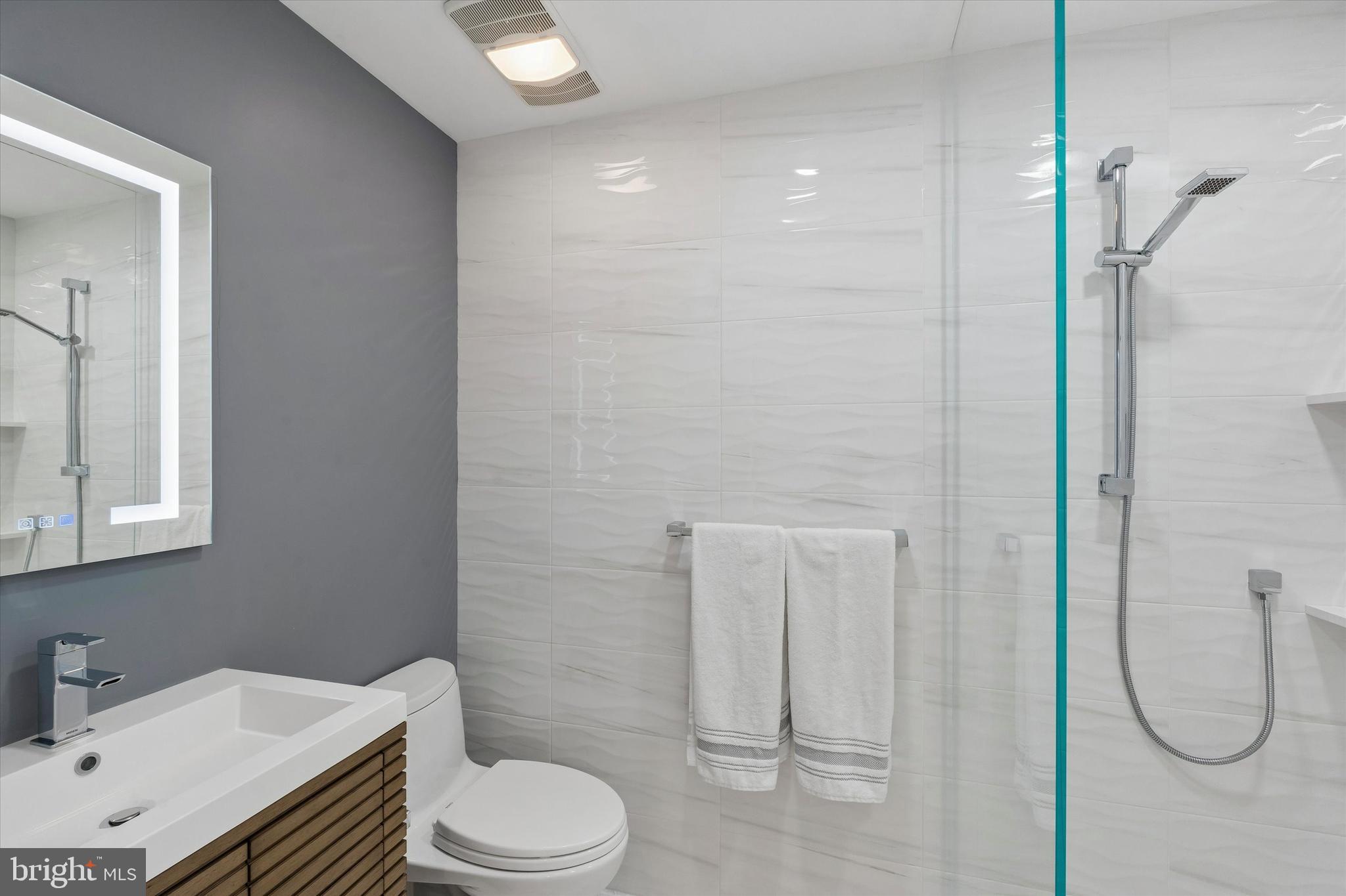 WASHINGTON SQ WEST - Residential