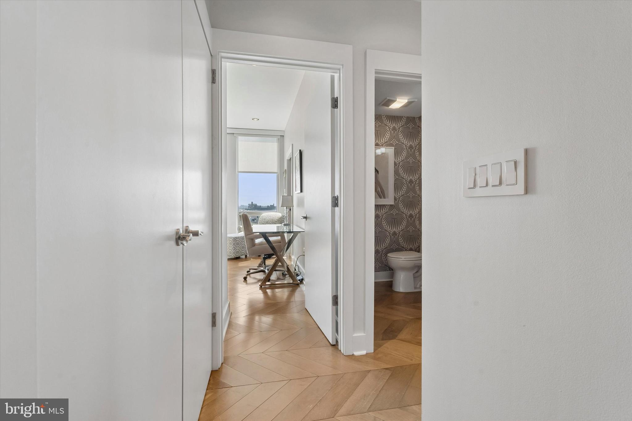 WASHINGTON SQ WEST - Residential