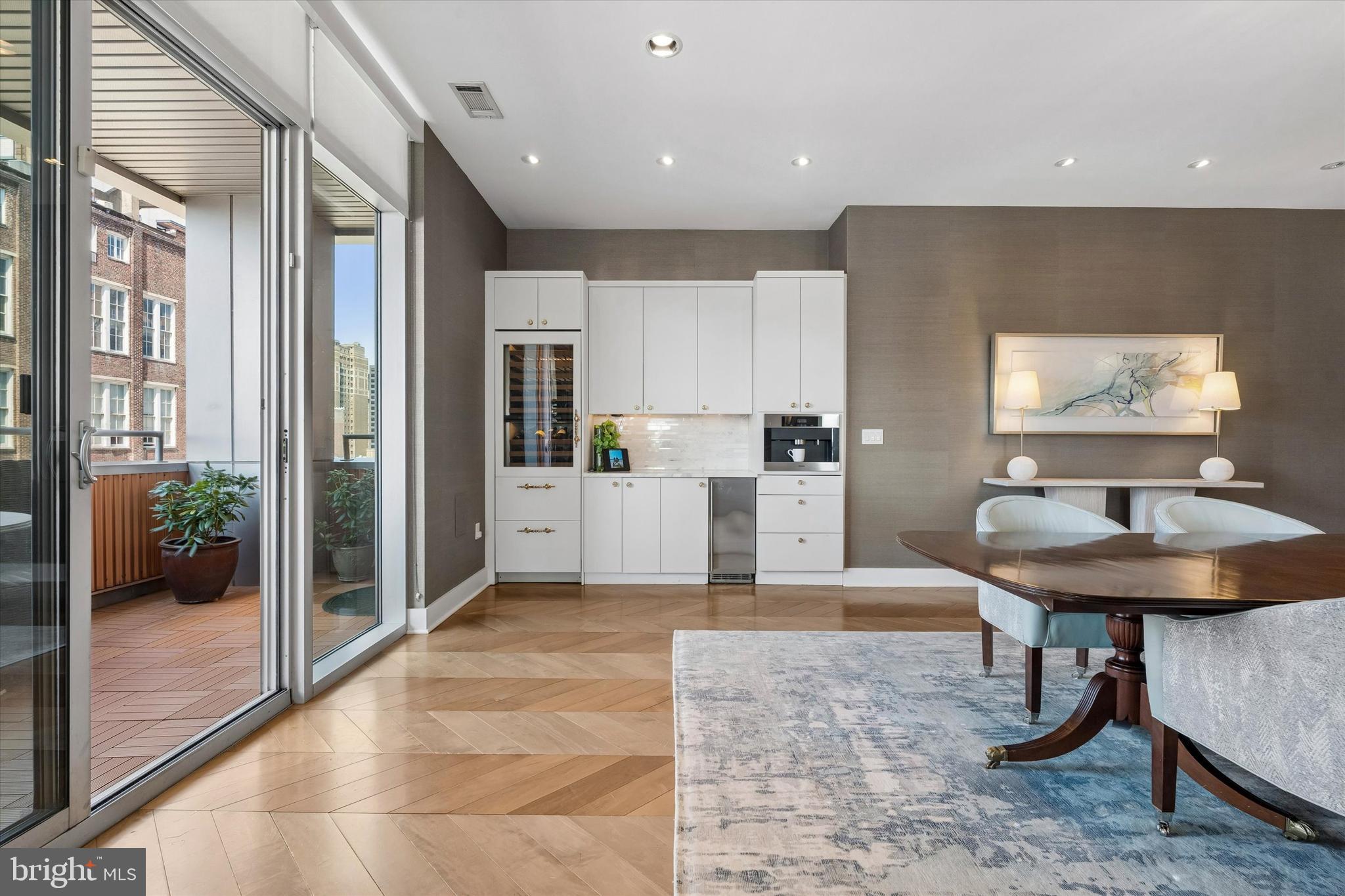 WASHINGTON SQ WEST - Residential