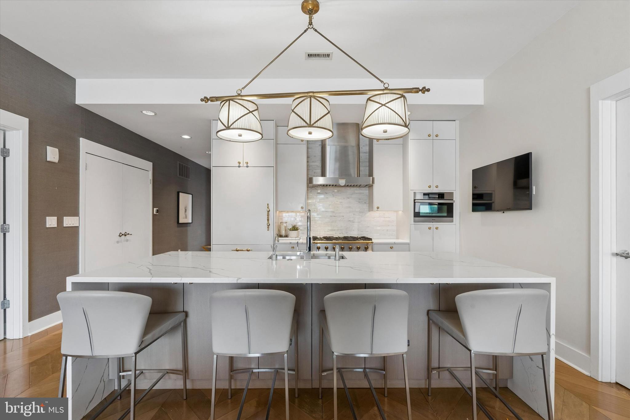 WASHINGTON SQ WEST - Residential