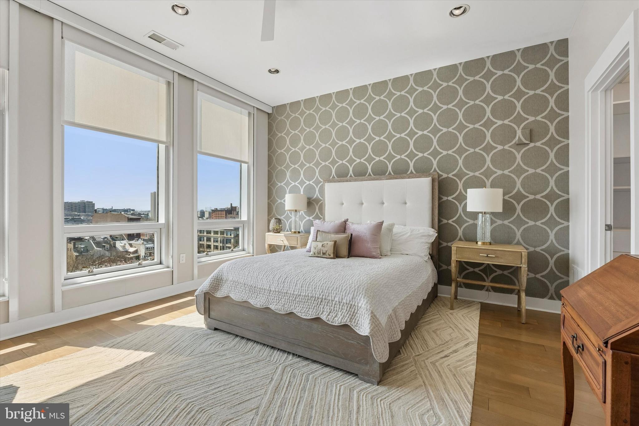 WASHINGTON SQ WEST - Residential