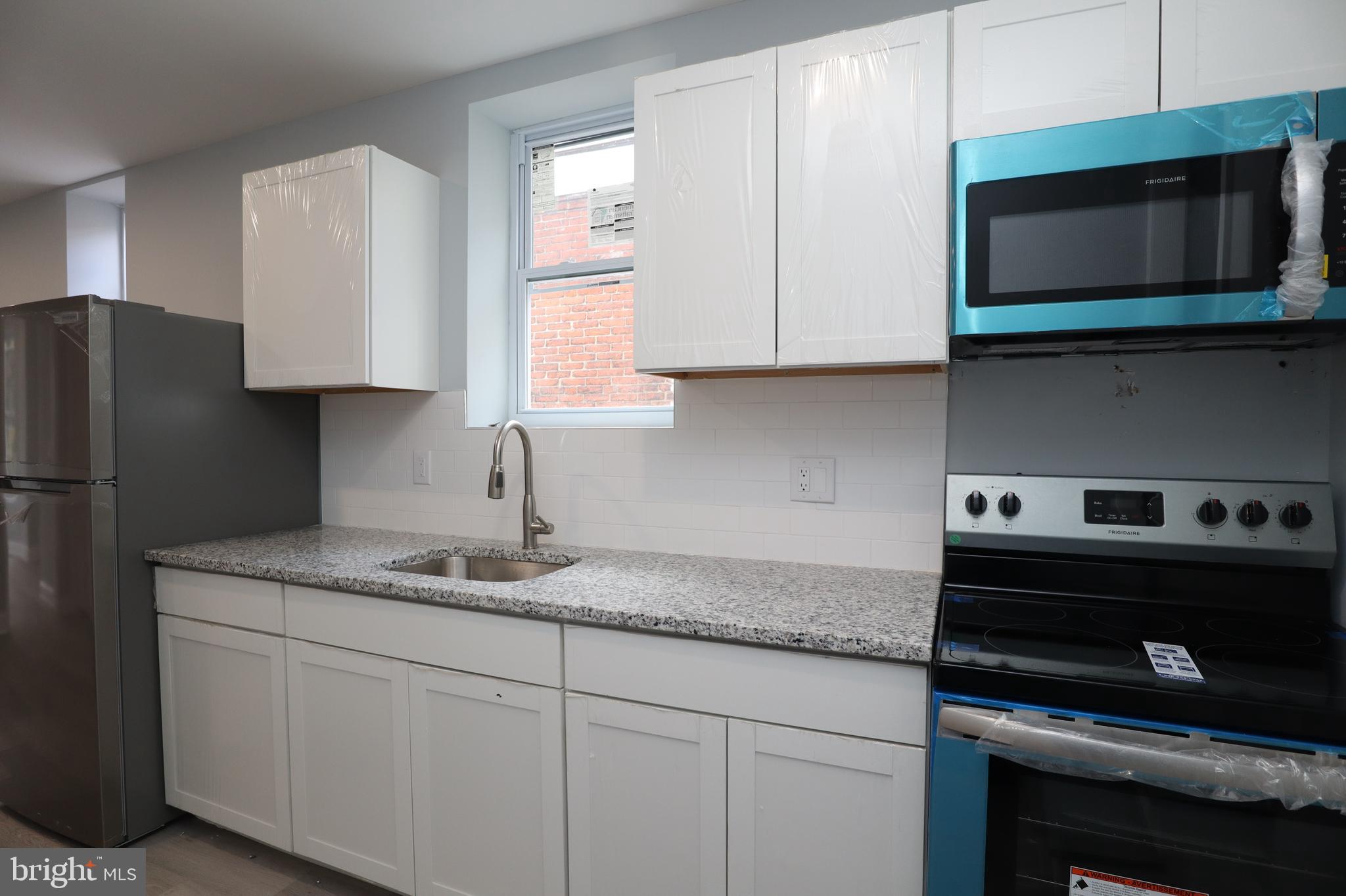 TEMPLE UNIVERSITY - Residential Lease