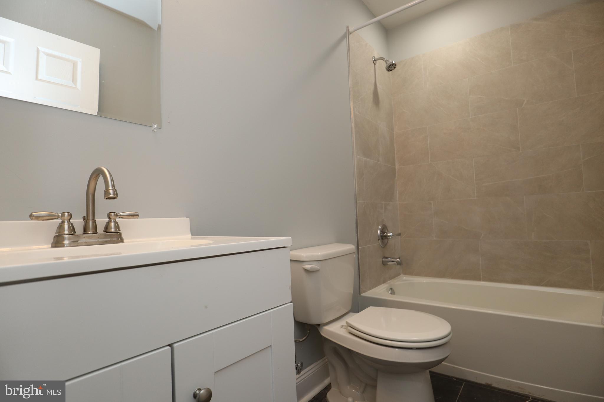 TEMPLE UNIVERSITY - Residential Lease