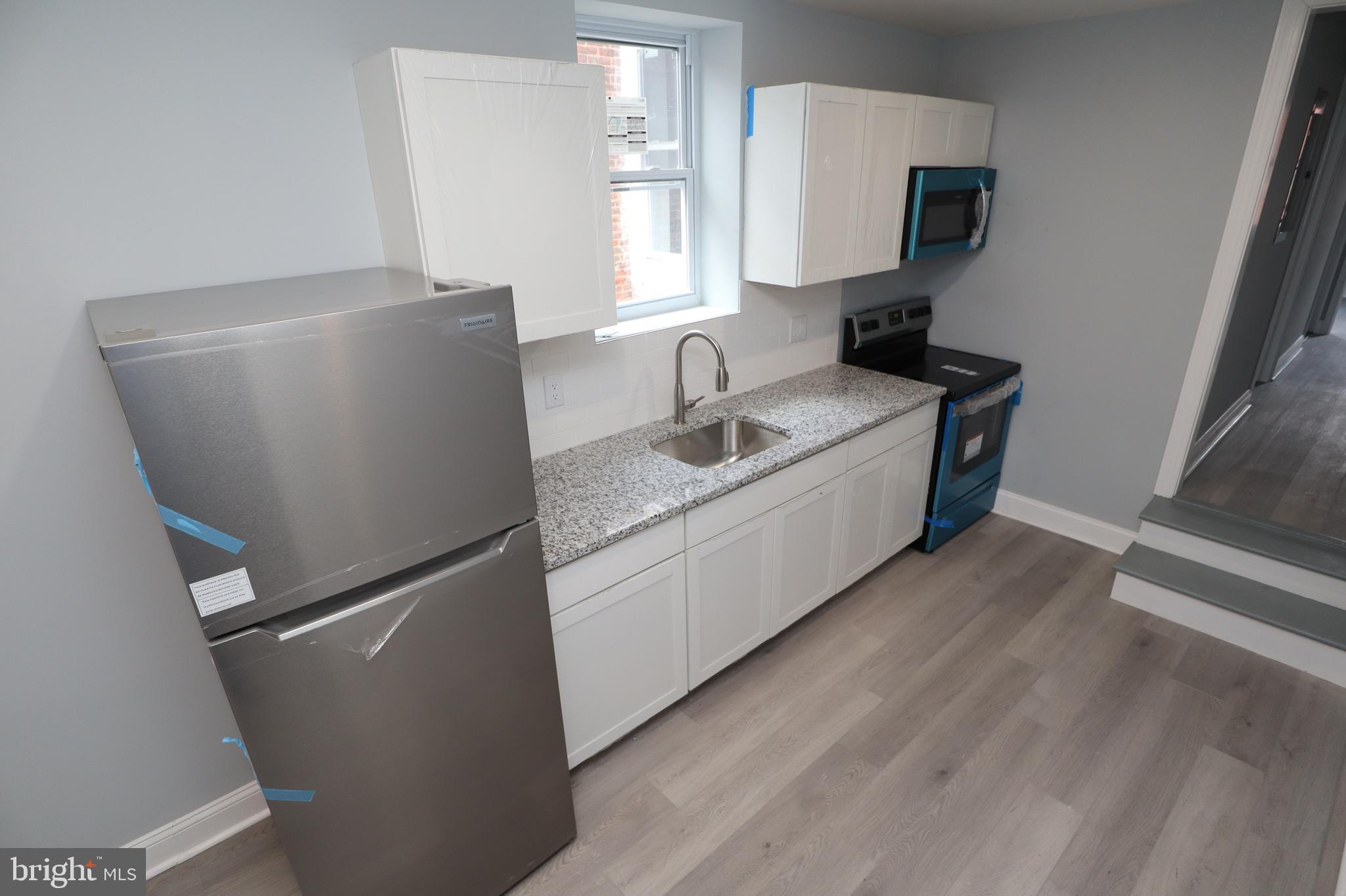 TEMPLE UNIVERSITY - Residential Lease