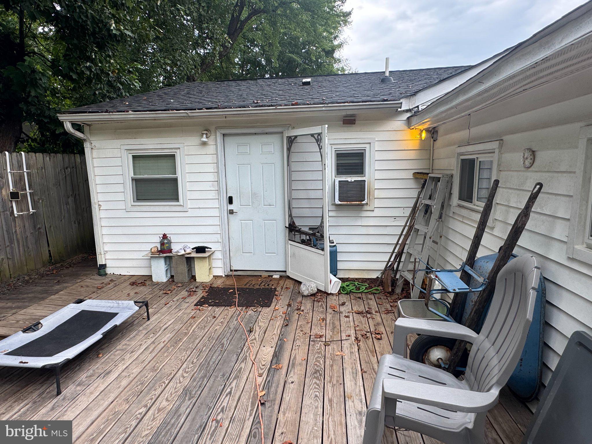5327 LEE HIGHWAY