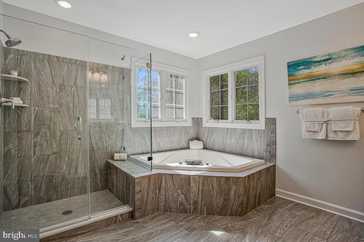 DAVIDSONVILLE - Residential