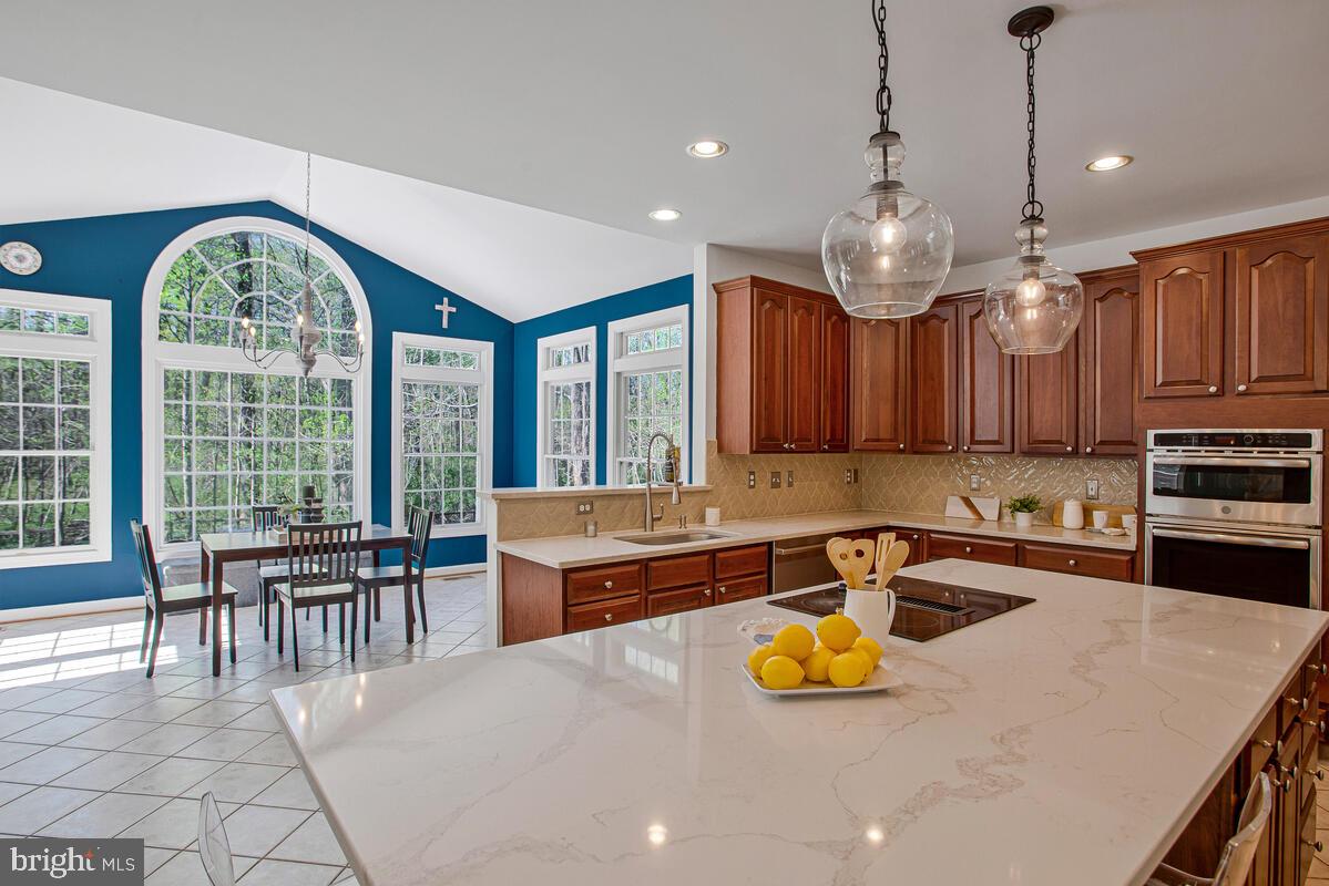 DAVIDSONVILLE - Residential