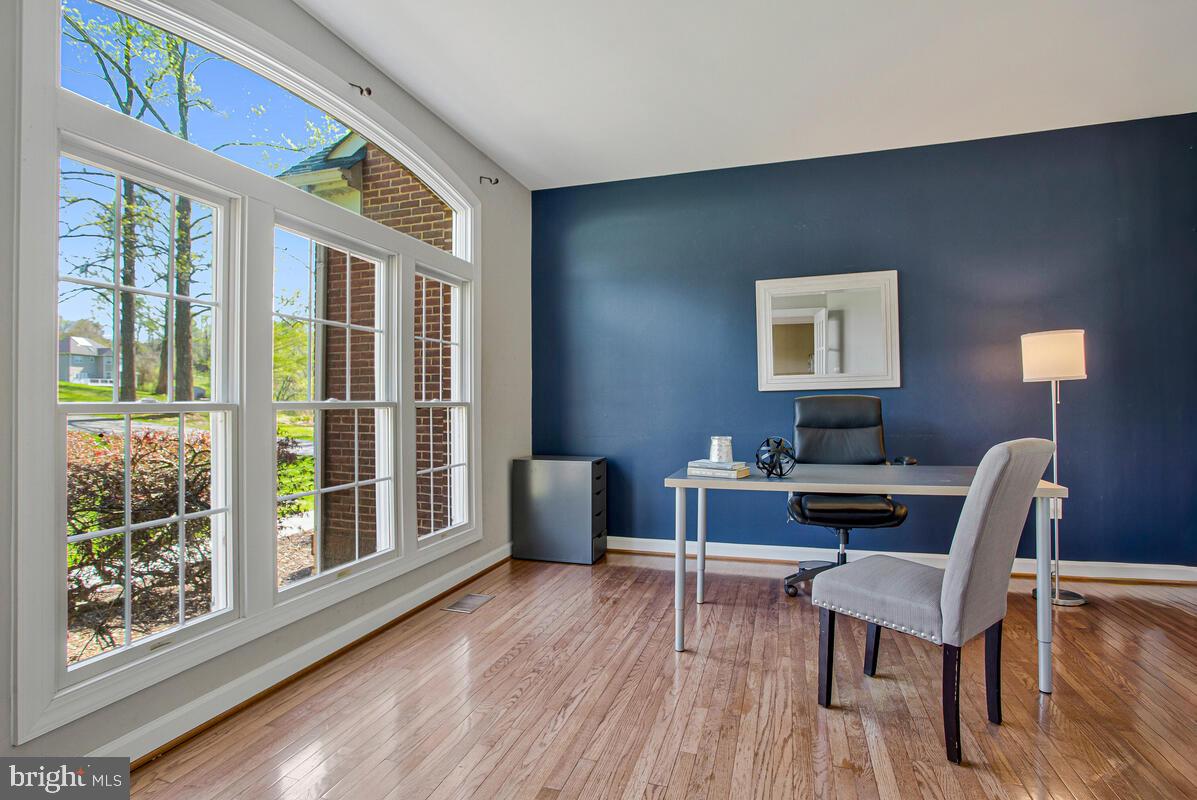 DAVIDSONVILLE - Residential