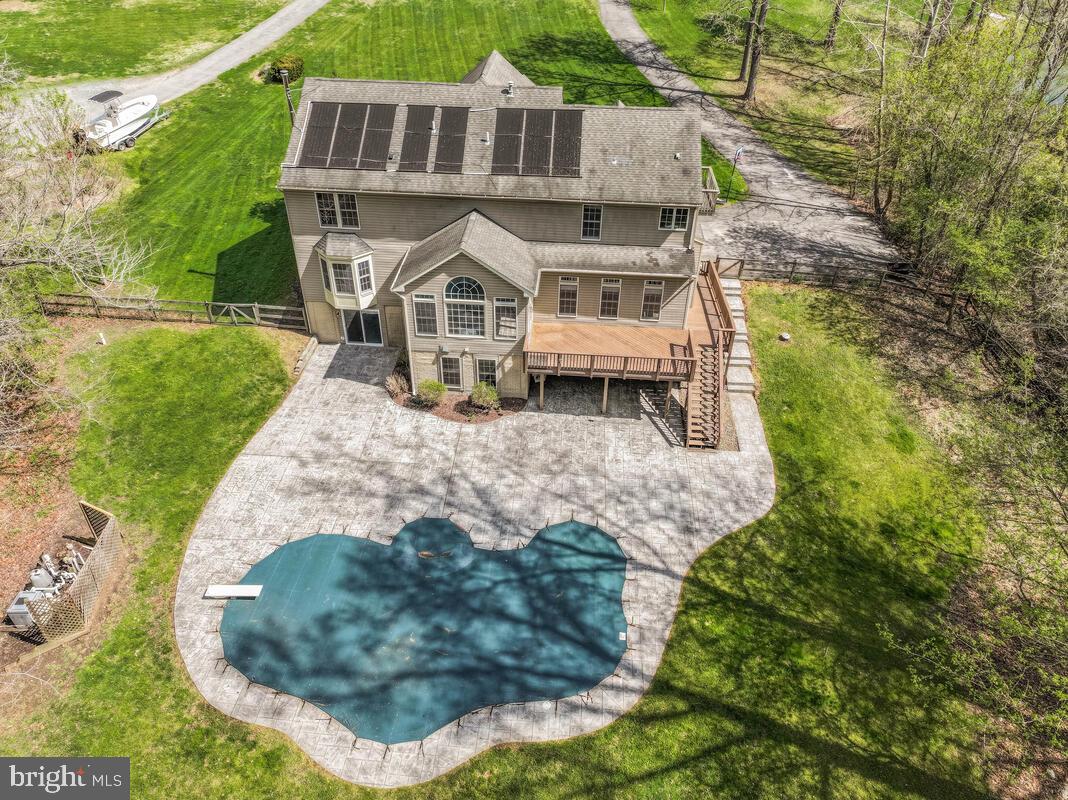 DAVIDSONVILLE - Residential