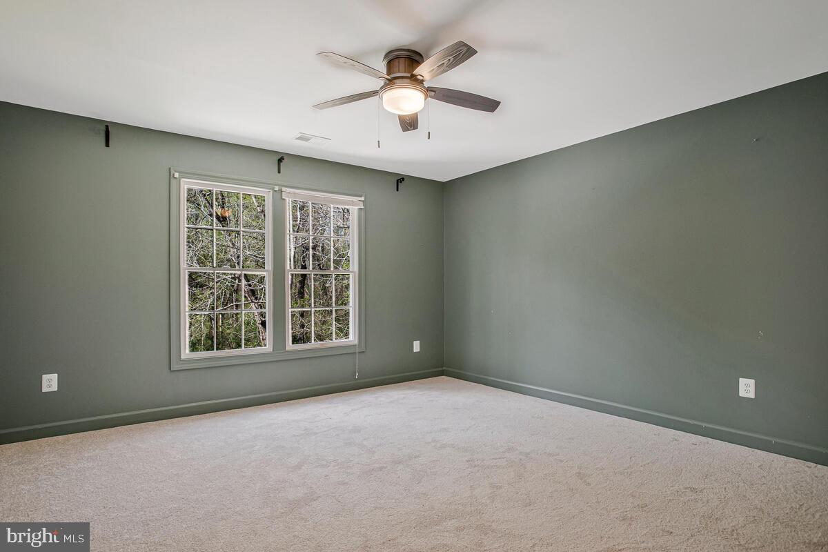 DAVIDSONVILLE - Residential