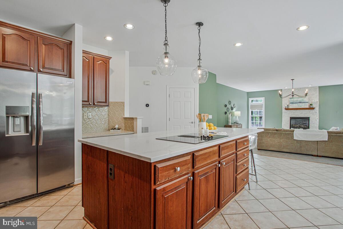 DAVIDSONVILLE - Residential