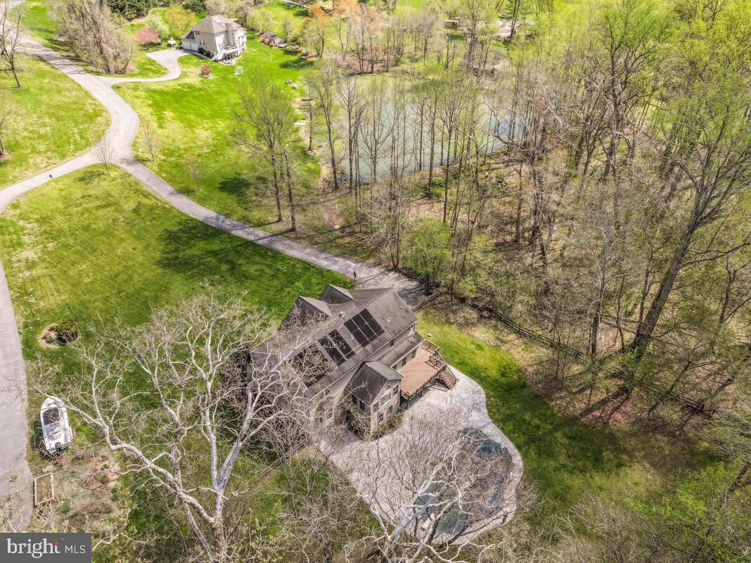 DAVIDSONVILLE - Residential