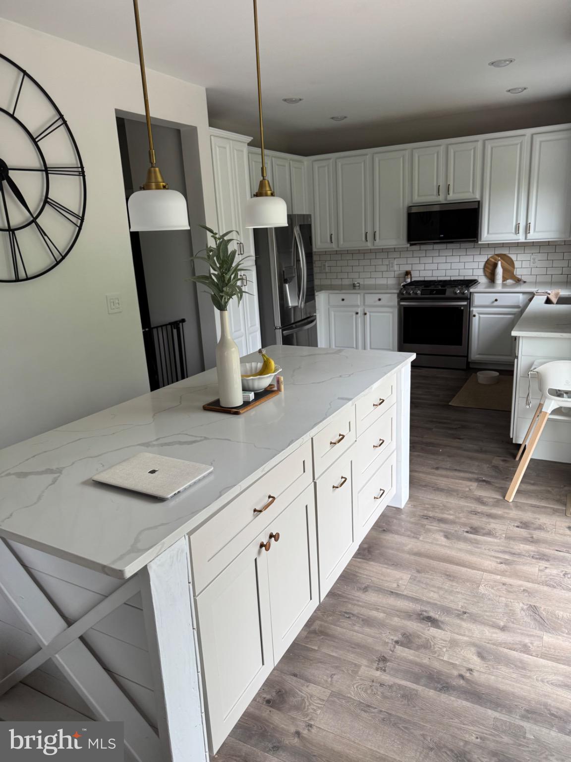 CROSSLAND AT CANAL - Residential