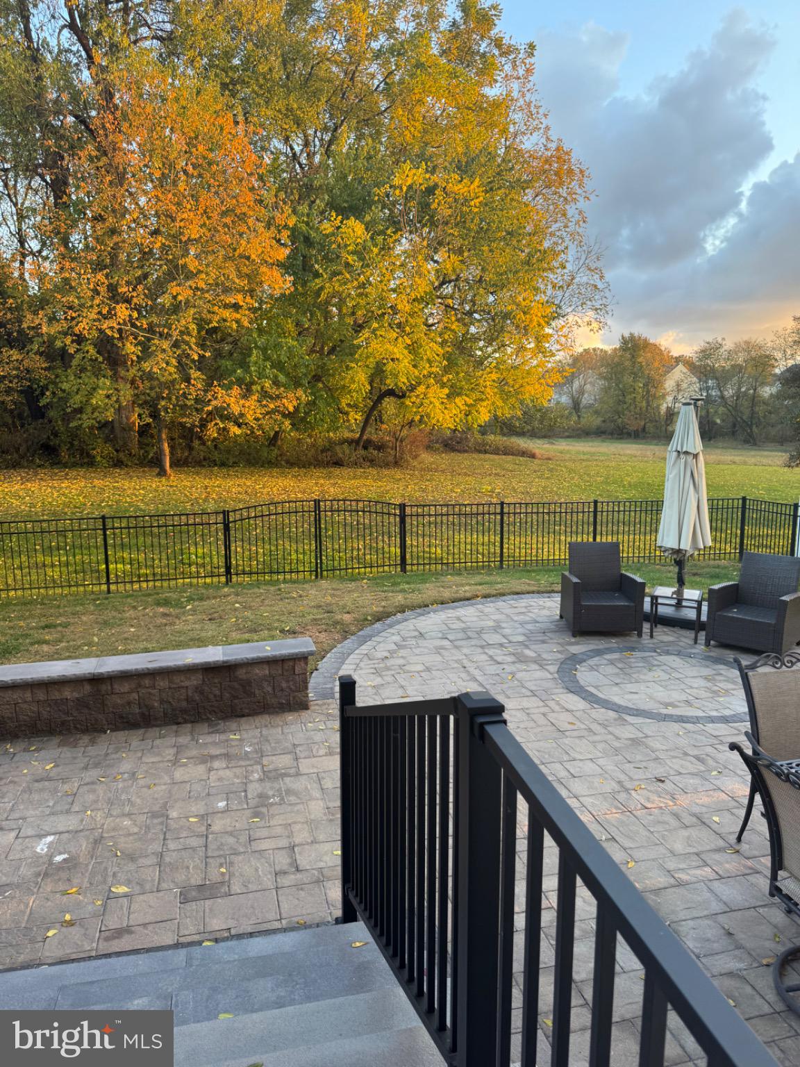 CROSSLAND AT CANAL - Residential