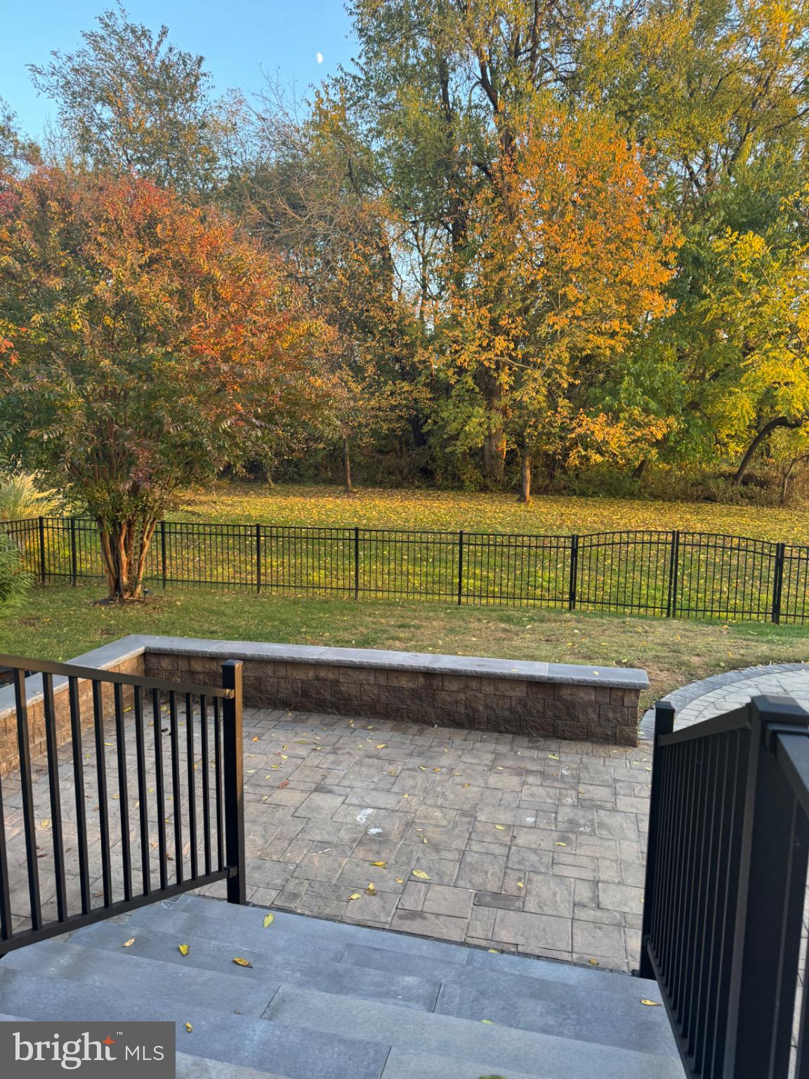 CROSSLAND AT CANAL - Residential