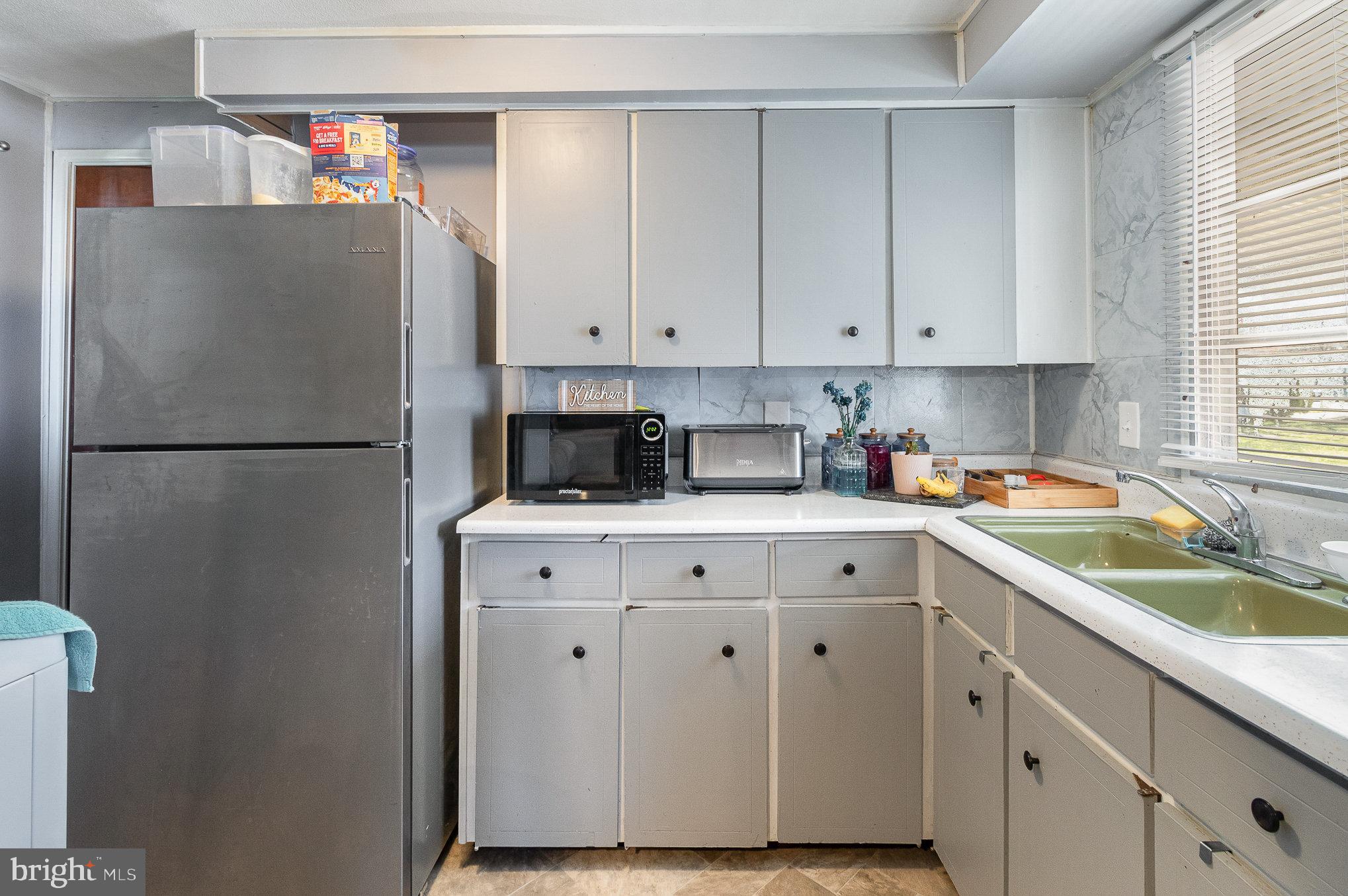 HARBORTON PLACE - Residential