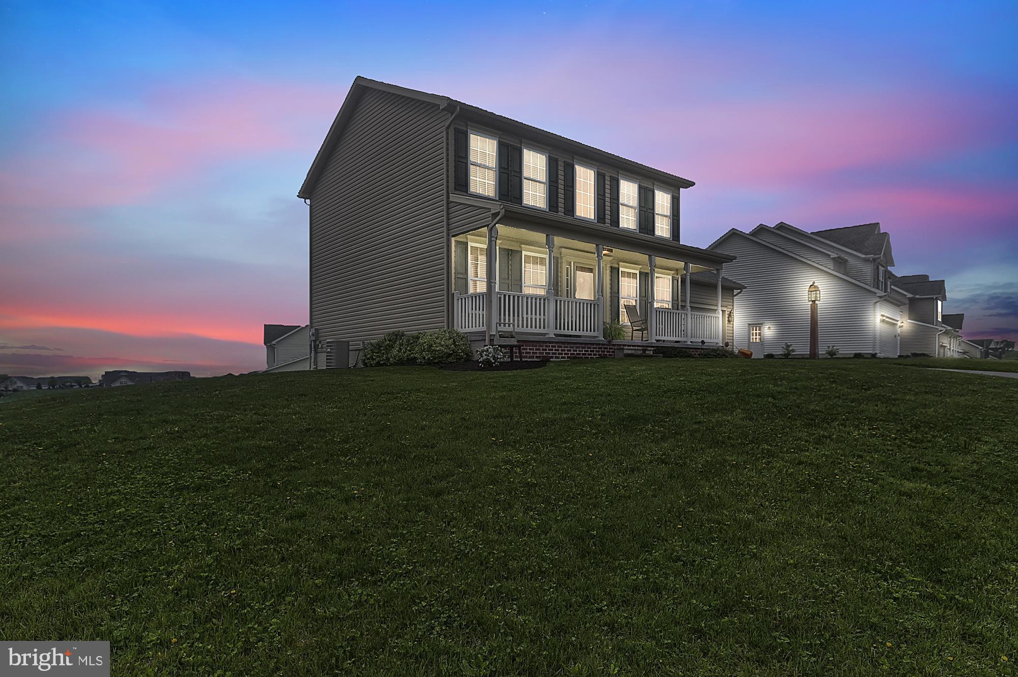 JACKSON HEIGHTS - Residential