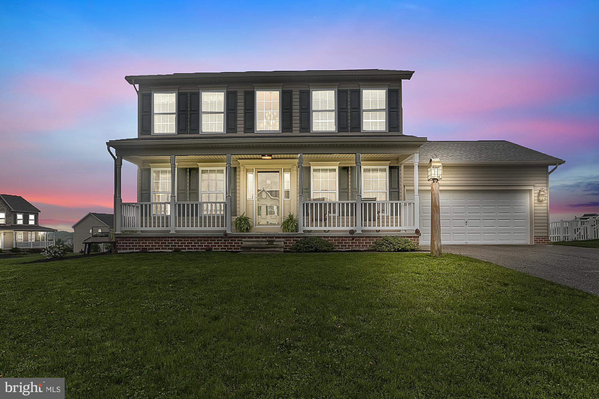 JACKSON HEIGHTS - Residential