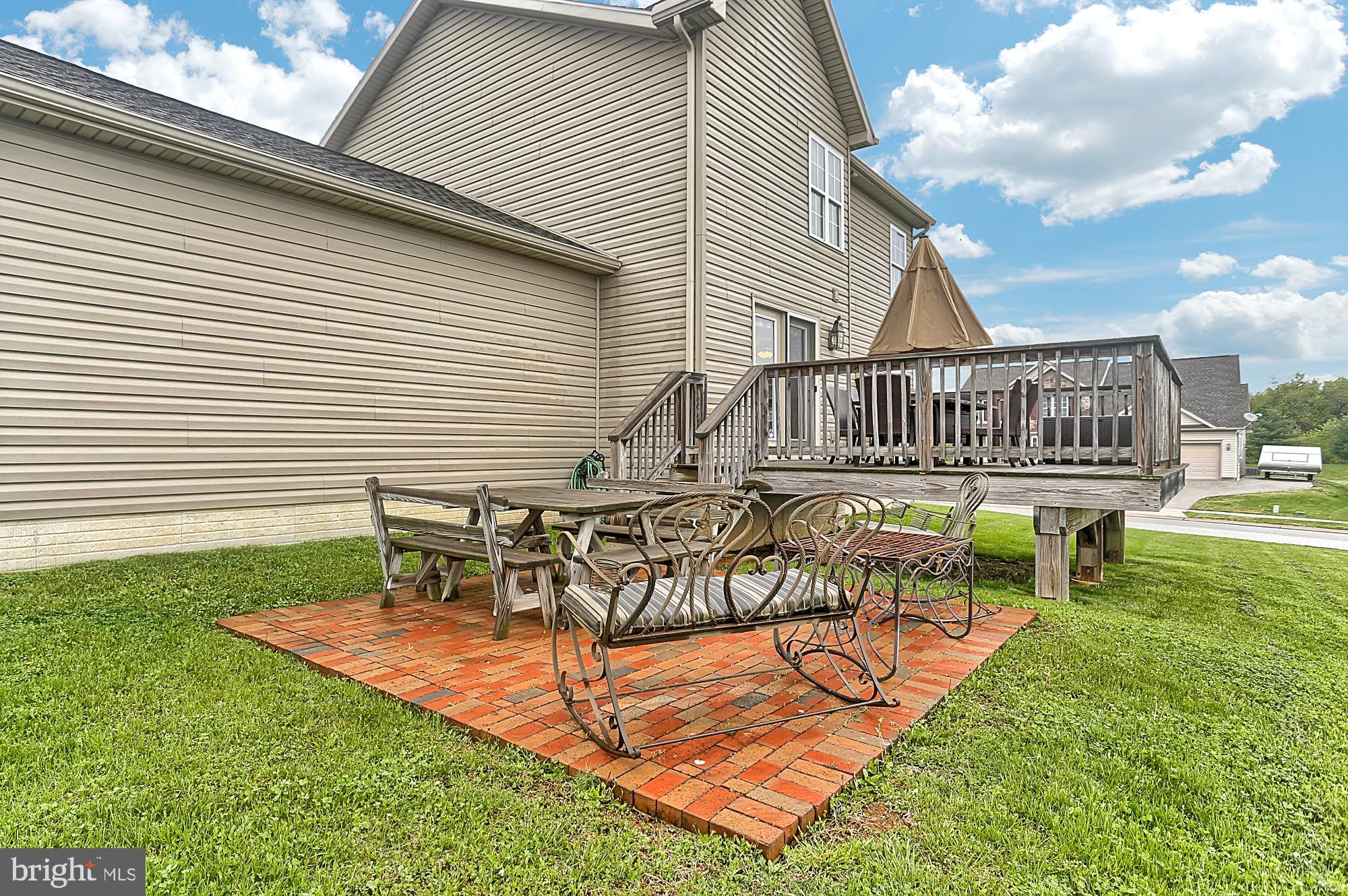 JACKSON HEIGHTS - Residential