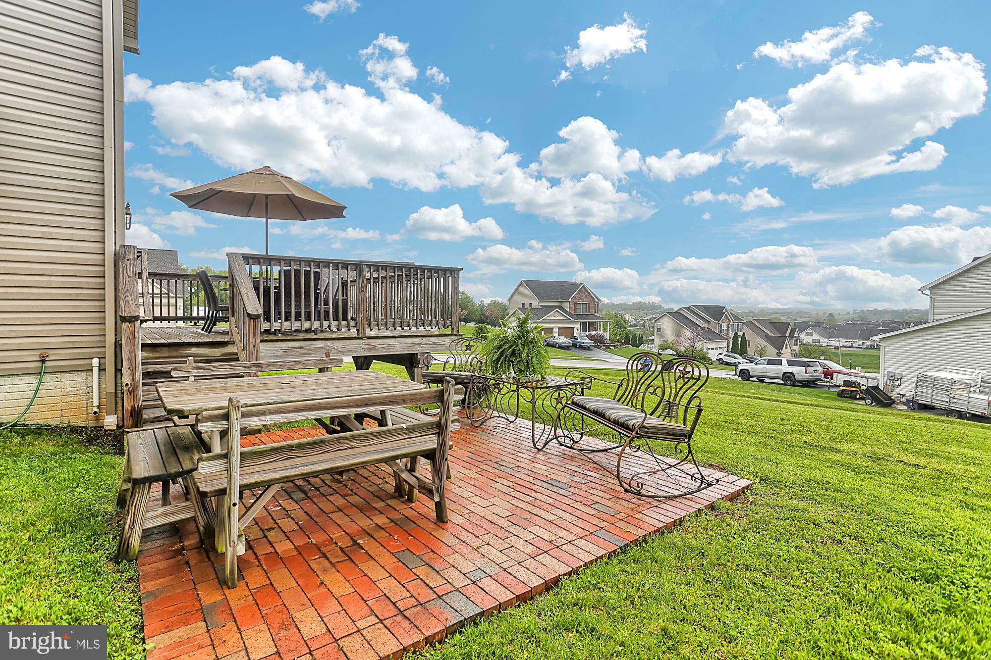 JACKSON HEIGHTS - Residential