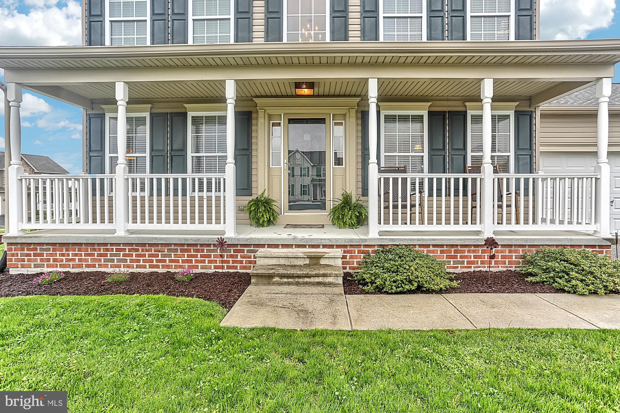 JACKSON HEIGHTS - Residential