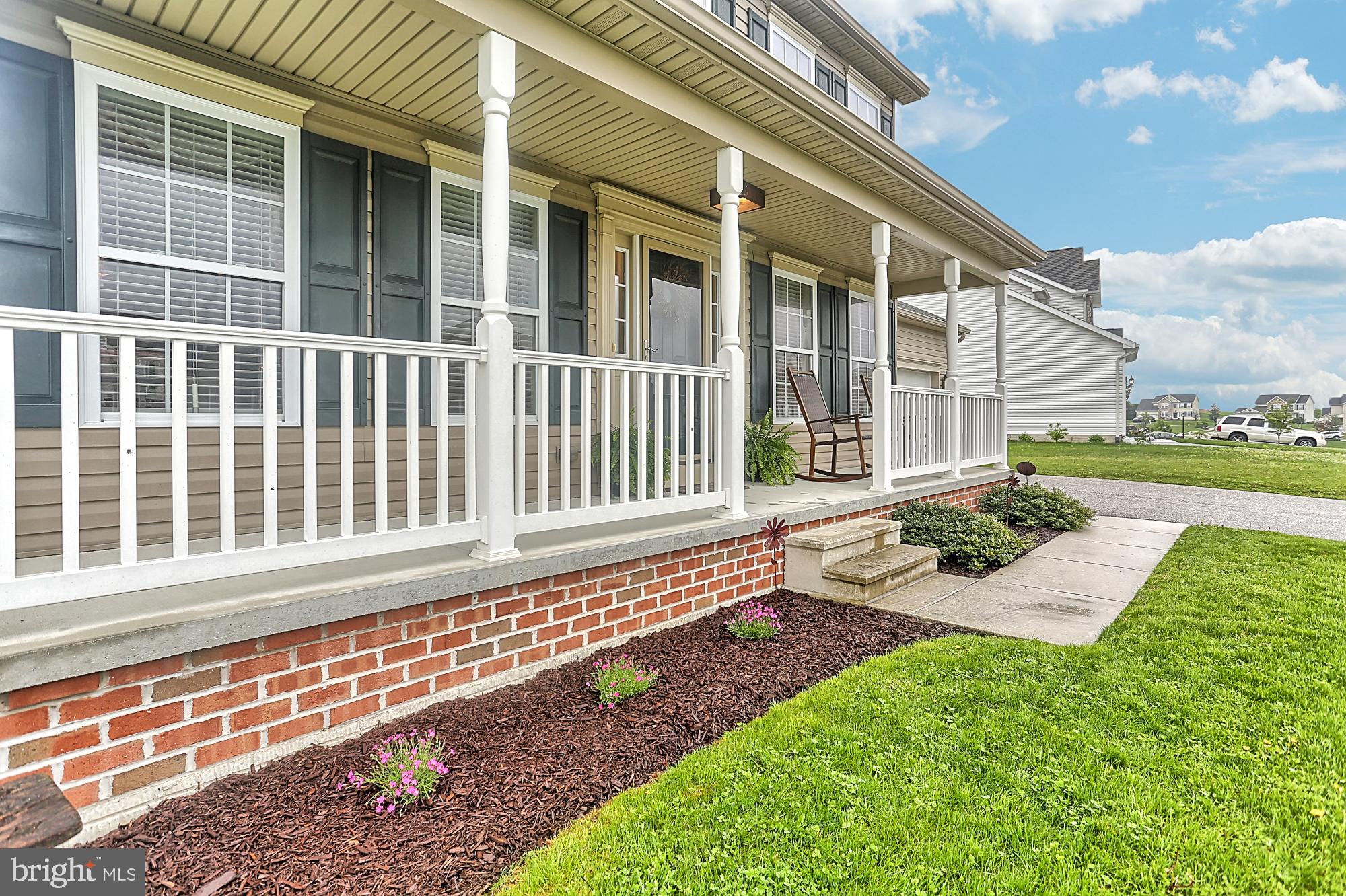 JACKSON HEIGHTS - Residential