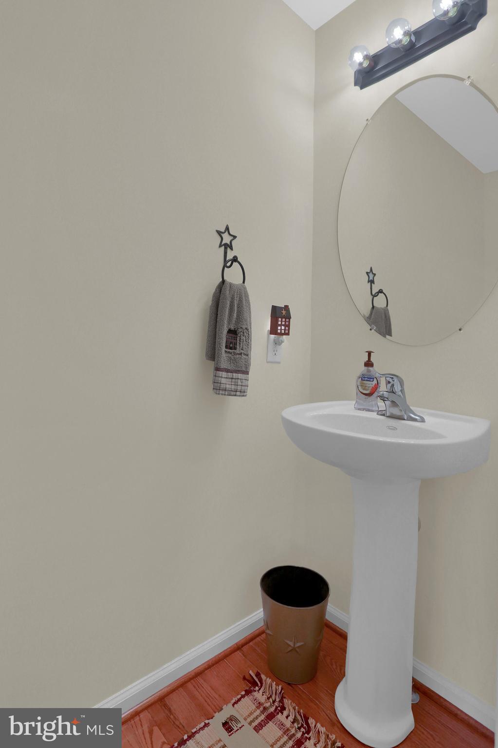 JACKSON HEIGHTS - Residential