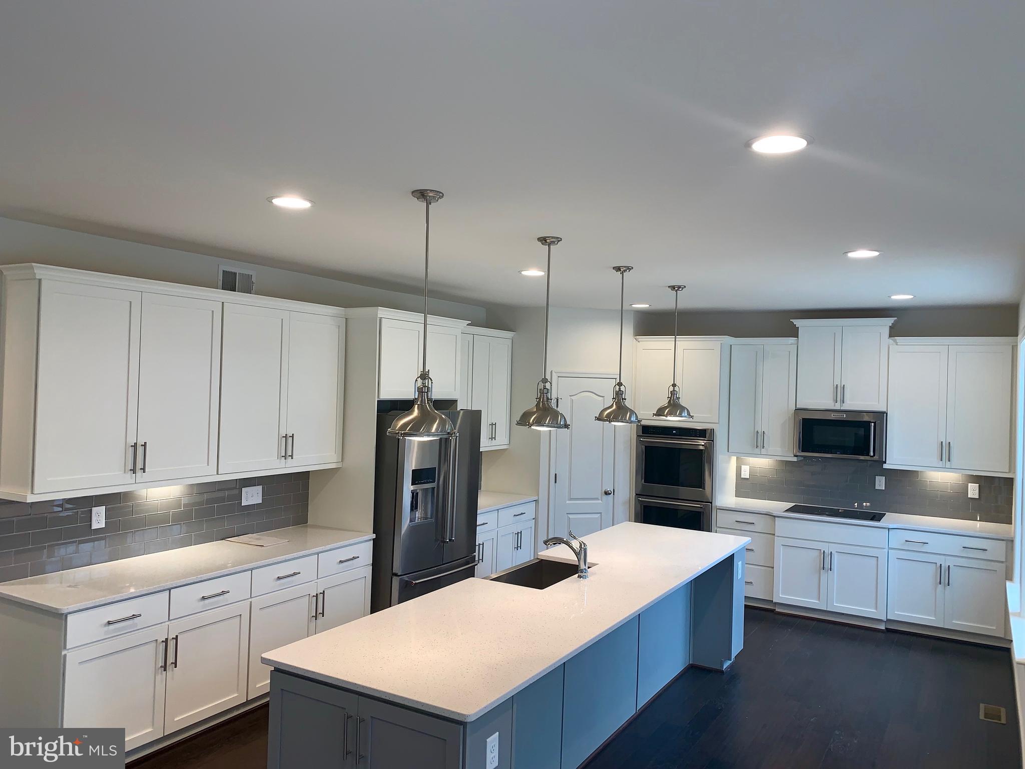 SPRINGDALE FARM - Residential