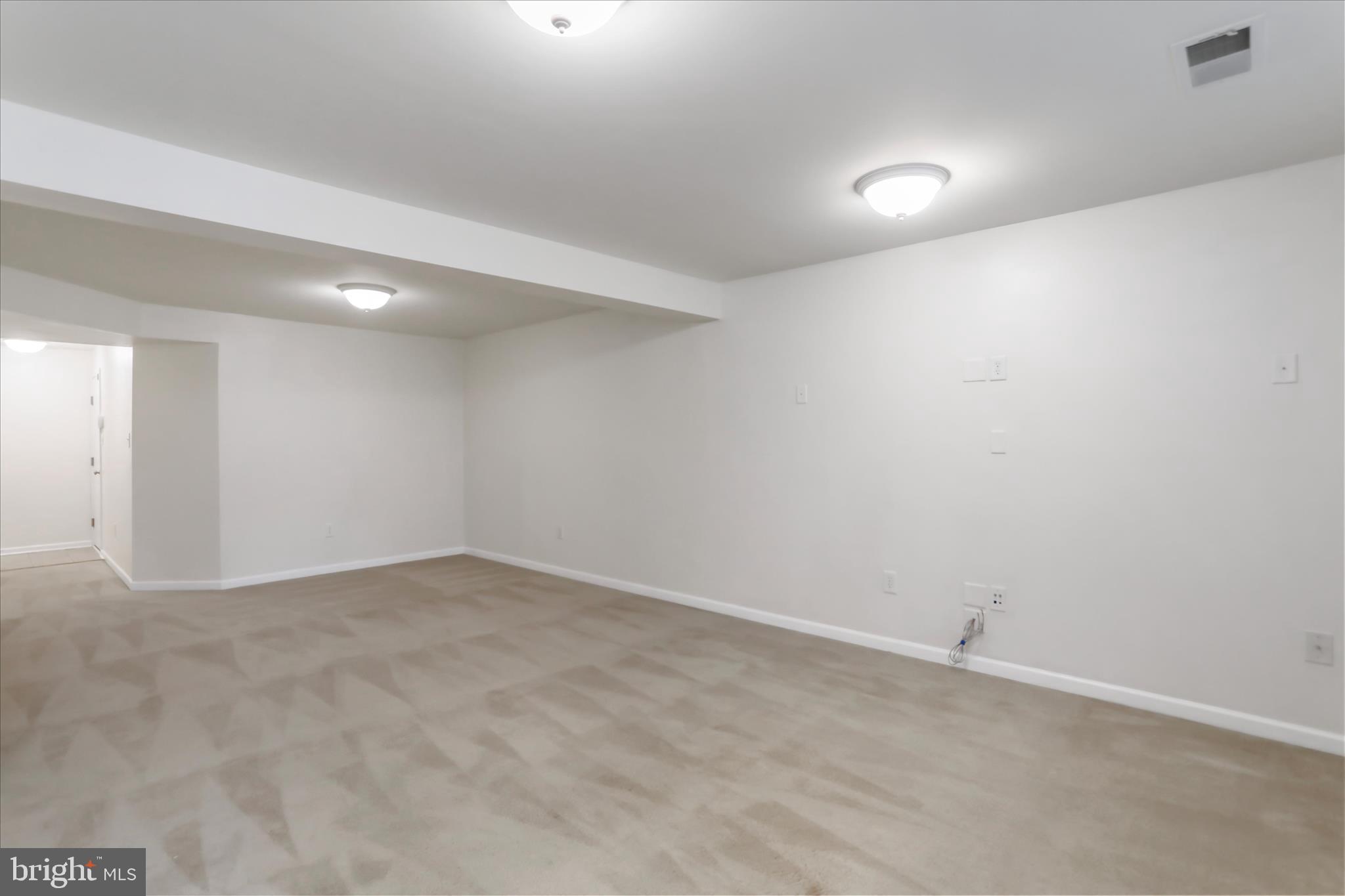 BROOKFIELD - Residential Lease