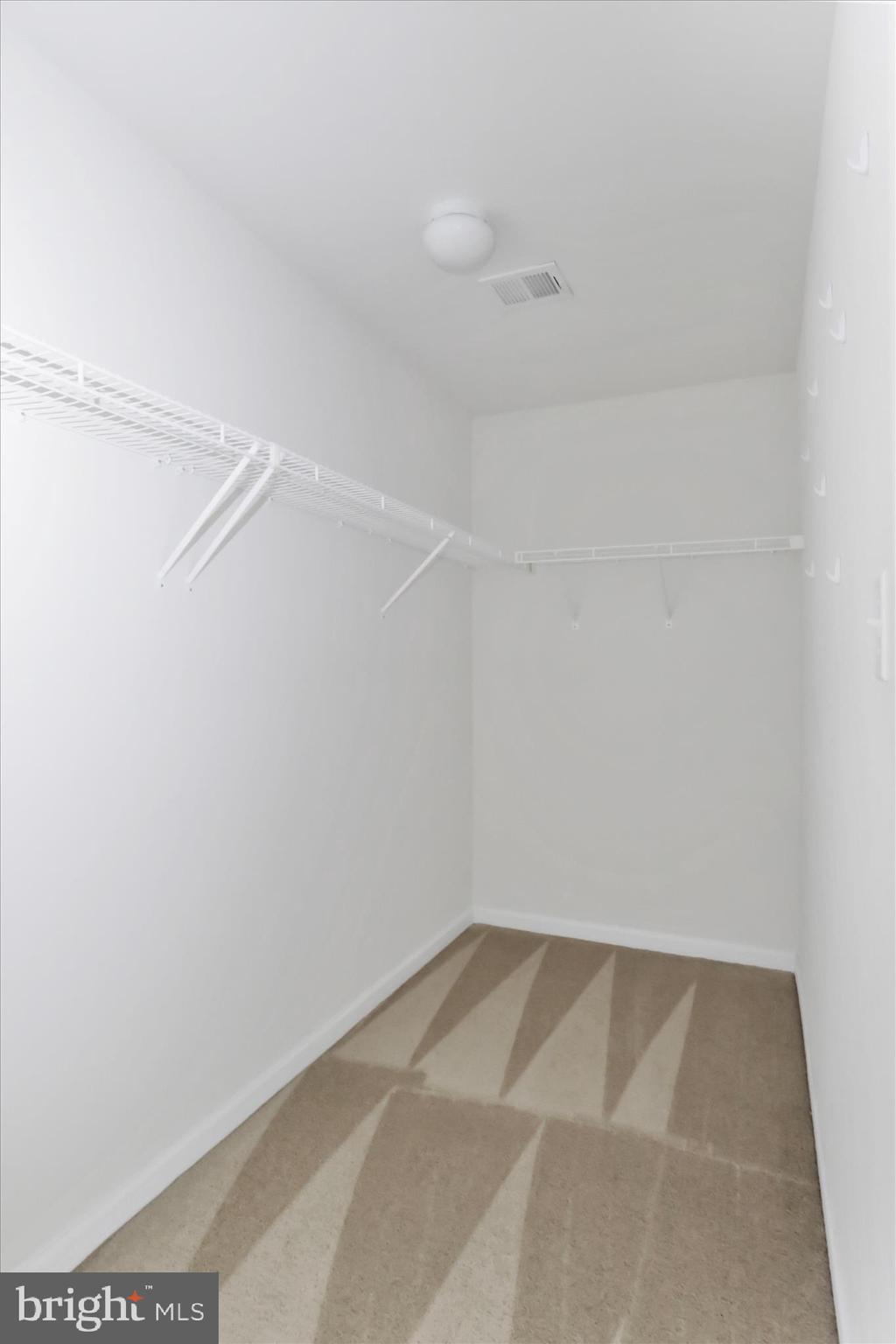 BROOKFIELD - Residential Lease