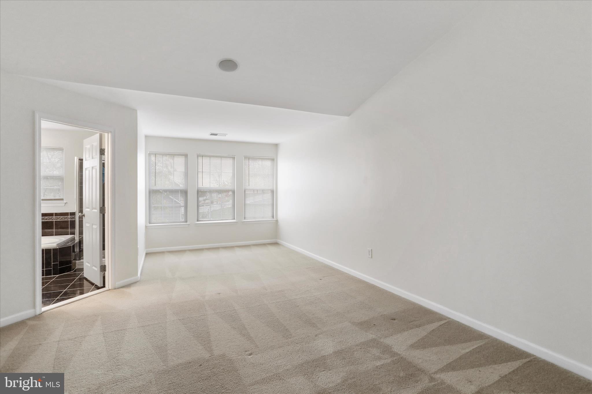 BROOKFIELD - Residential Lease