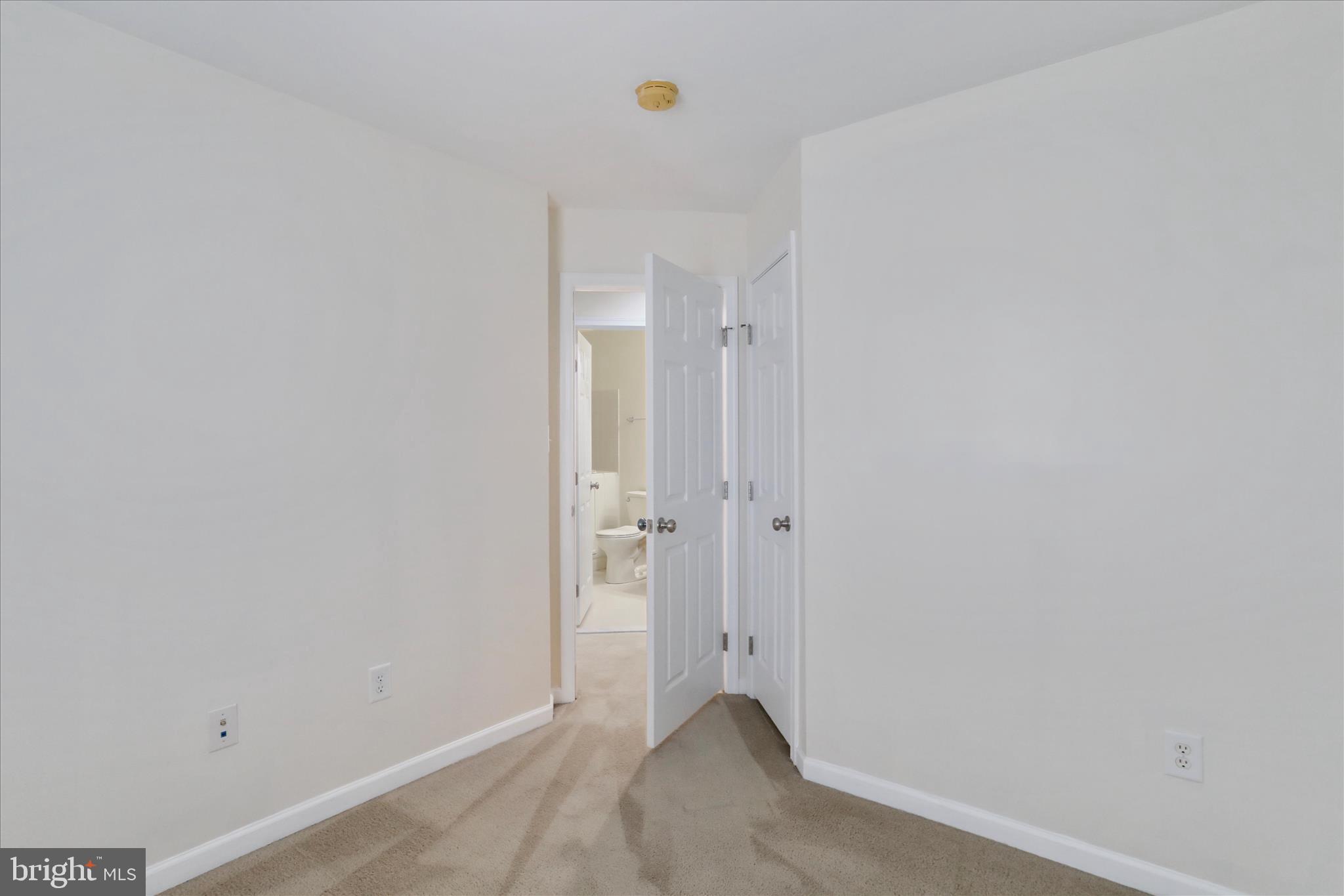 BROOKFIELD - Residential Lease