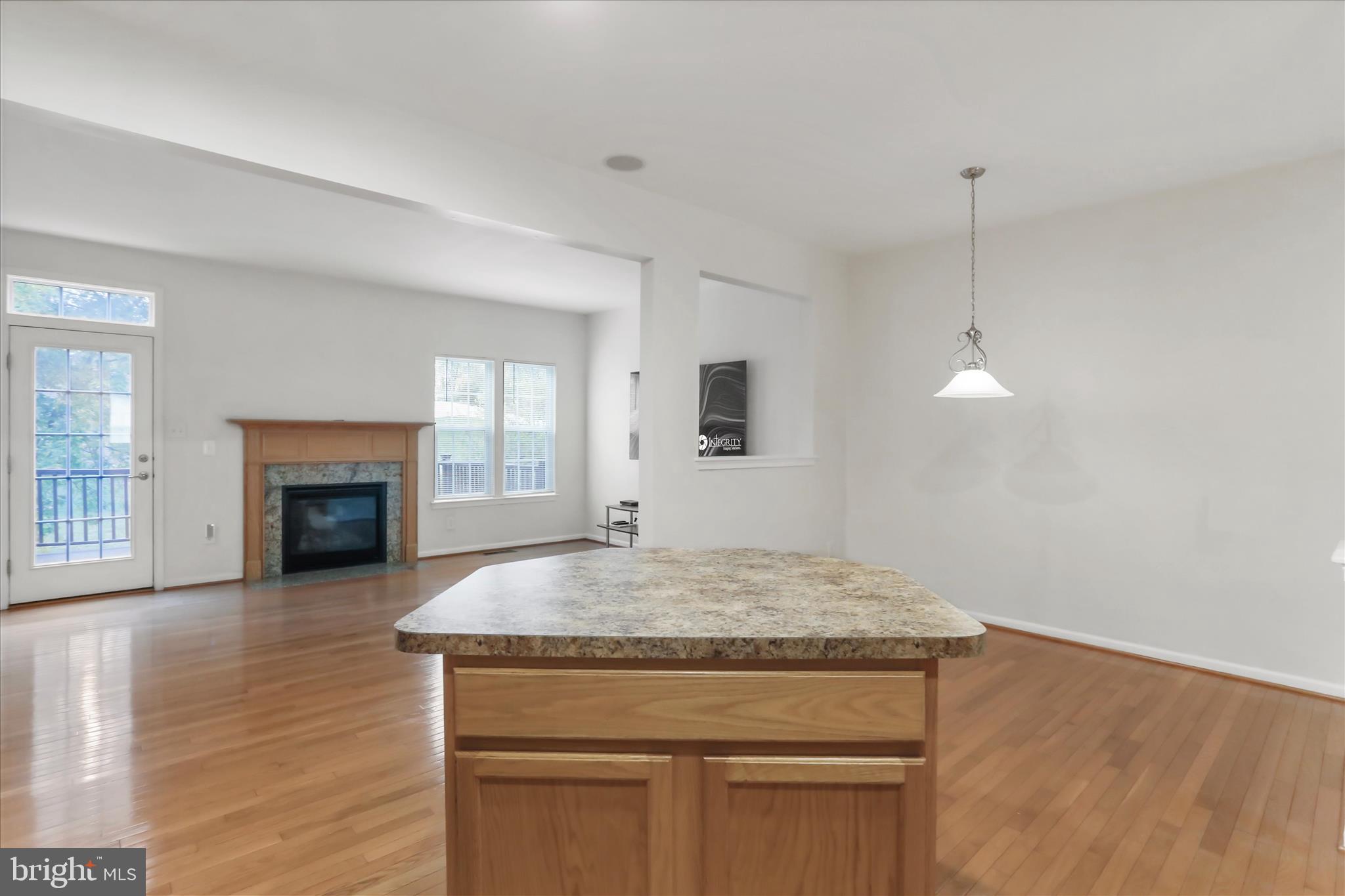 BROOKFIELD - Residential Lease