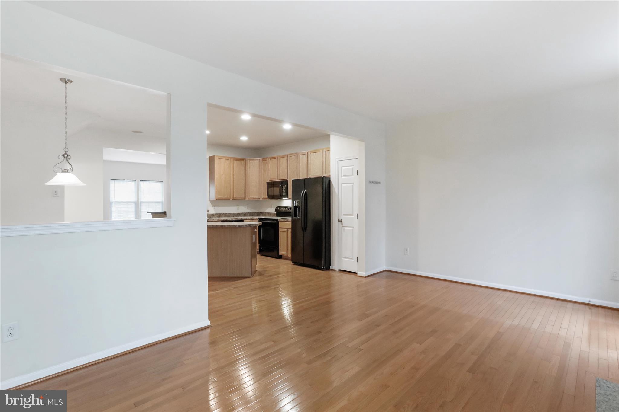 BROOKFIELD - Residential Lease