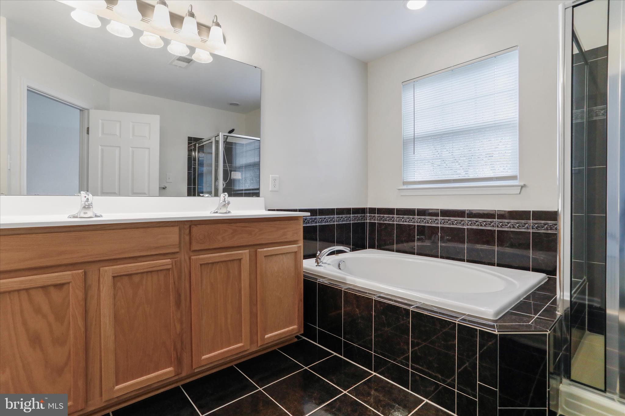 BROOKFIELD - Residential Lease