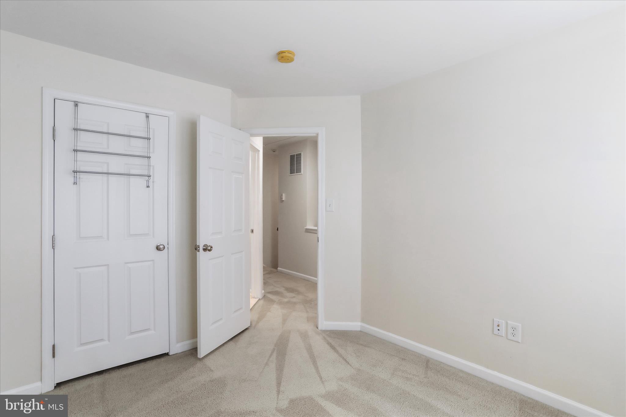 BROOKFIELD - Residential Lease