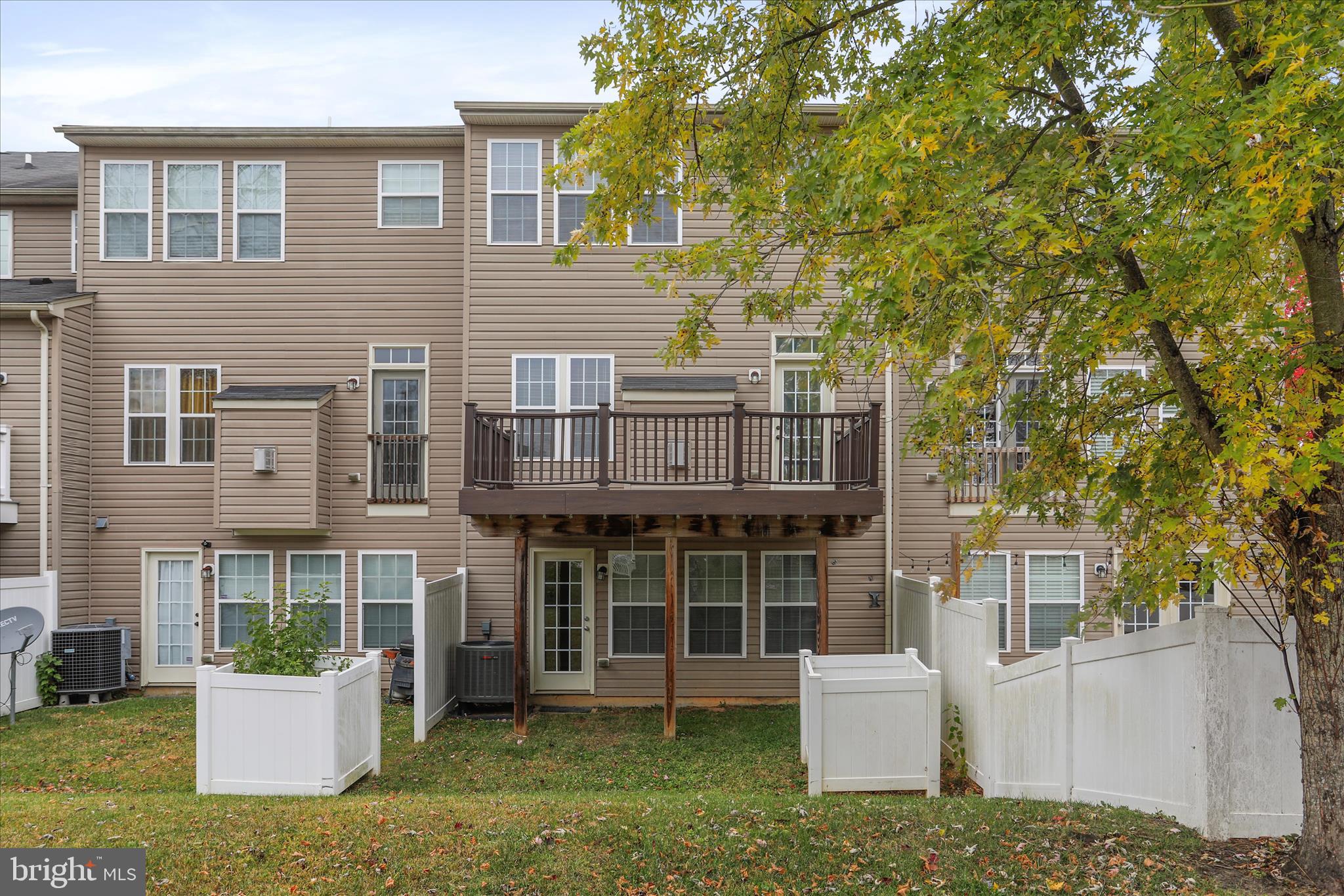 BROOKFIELD - Residential Lease