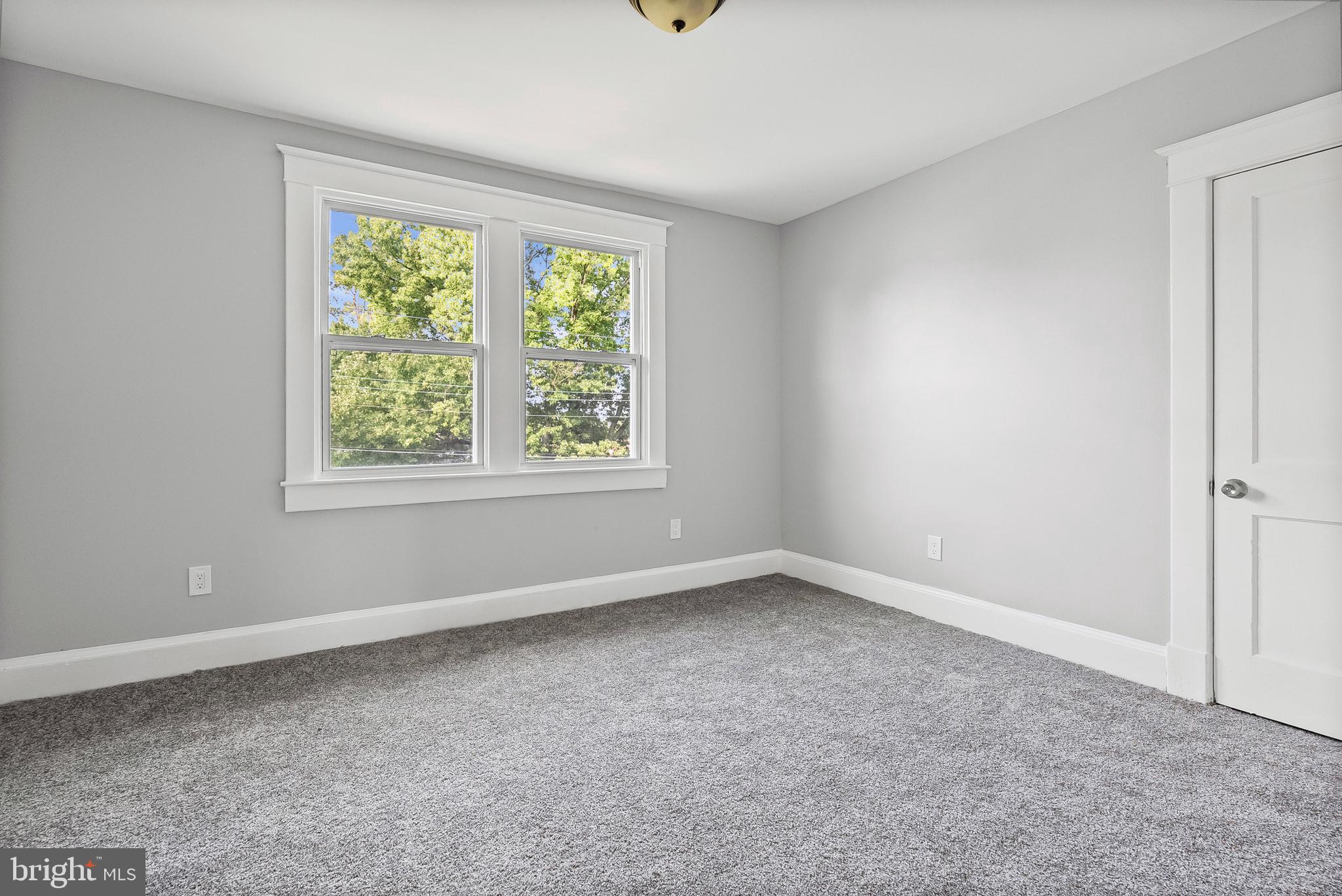 MONTEBELLO - Residential