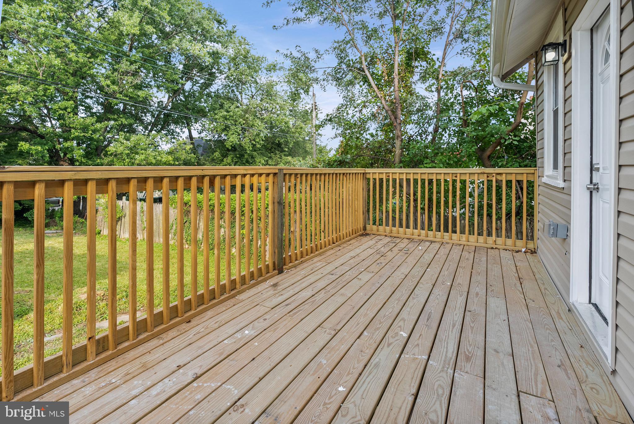 MONTEBELLO - Residential