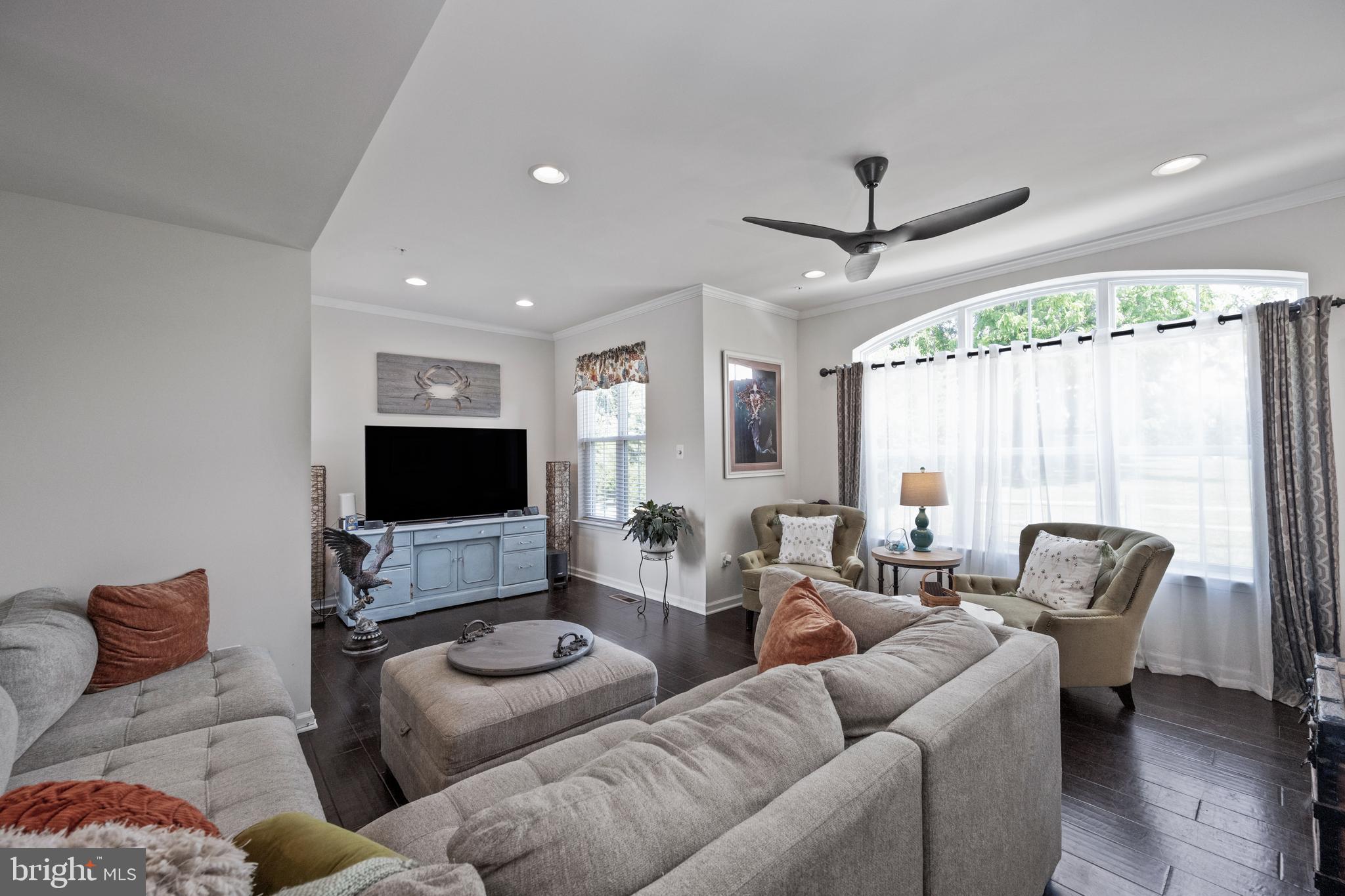 LAKE LINGANORE - Residential