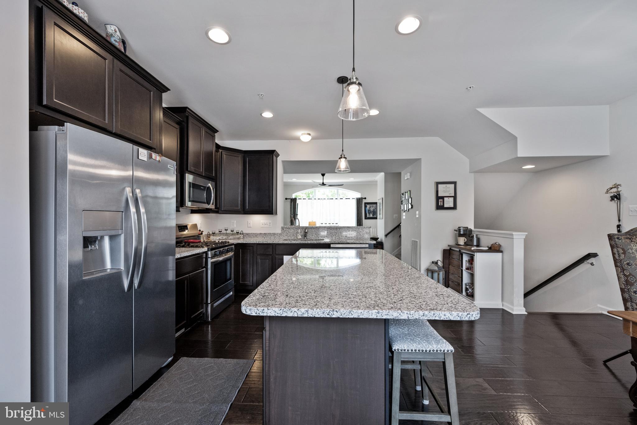 LAKE LINGANORE - Residential