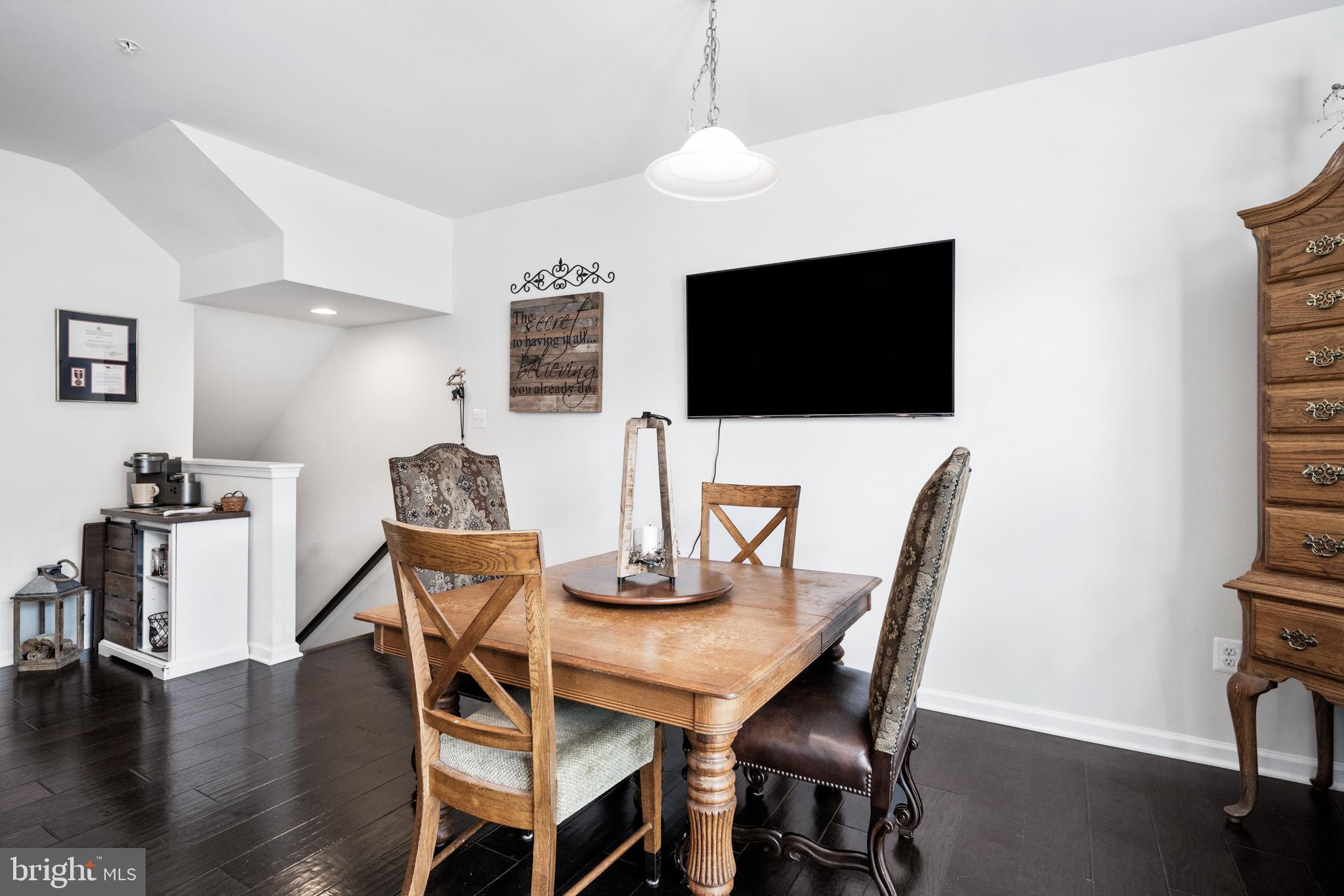 LAKE LINGANORE - Residential