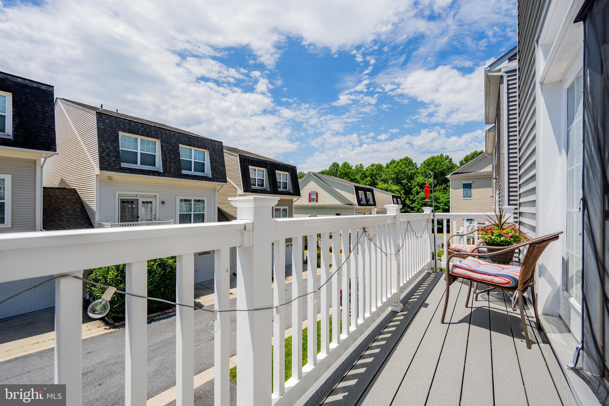 LAKE LINGANORE - Residential