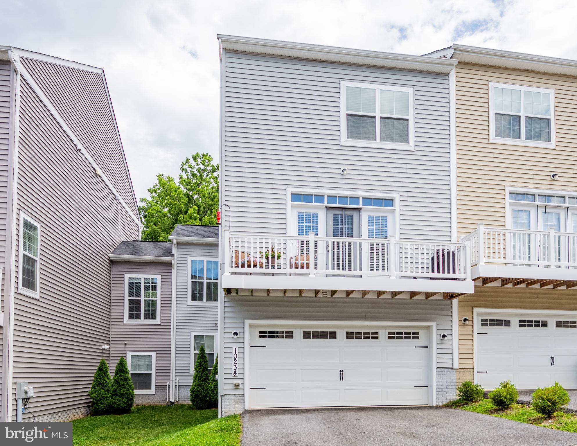 LAKE LINGANORE - Residential