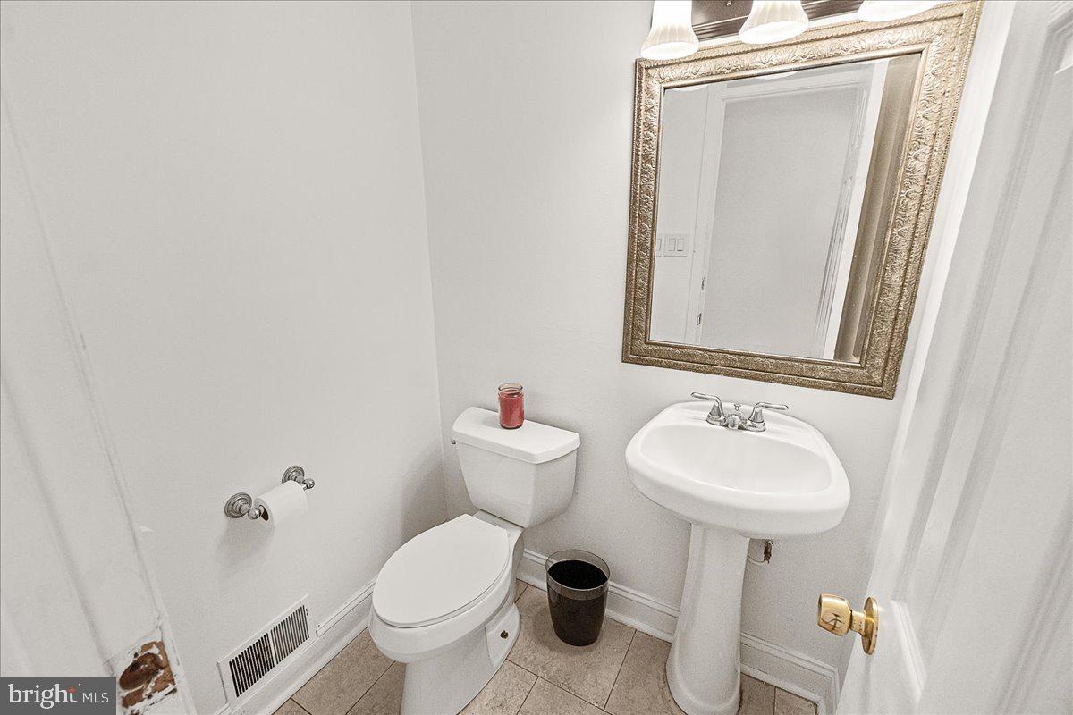 STONEGATE - Residential