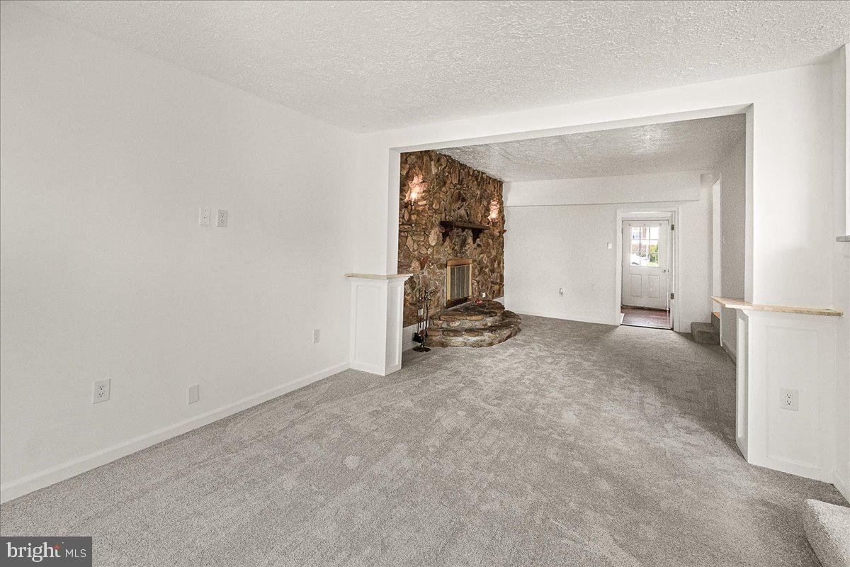 STONEGATE - Residential