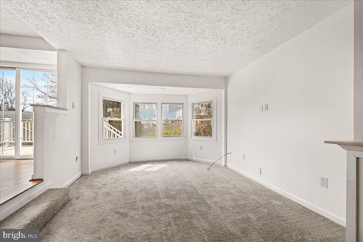 STONEGATE - Residential