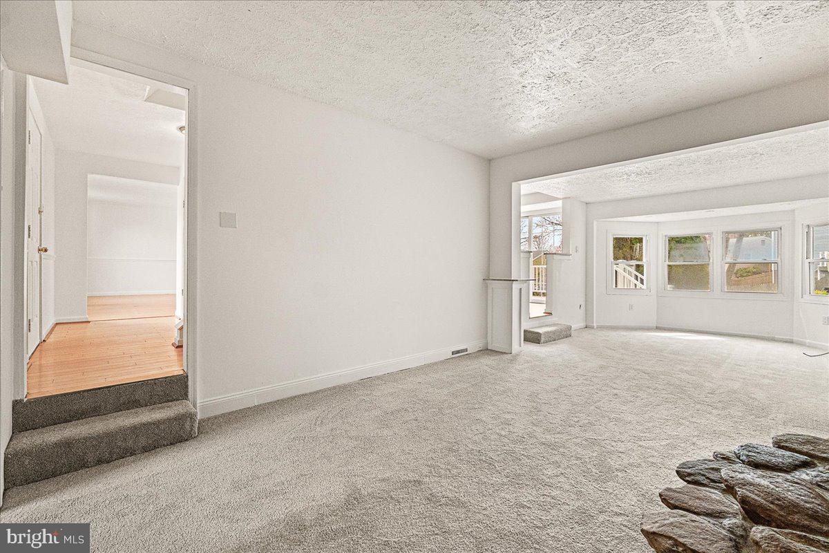 STONEGATE - Residential