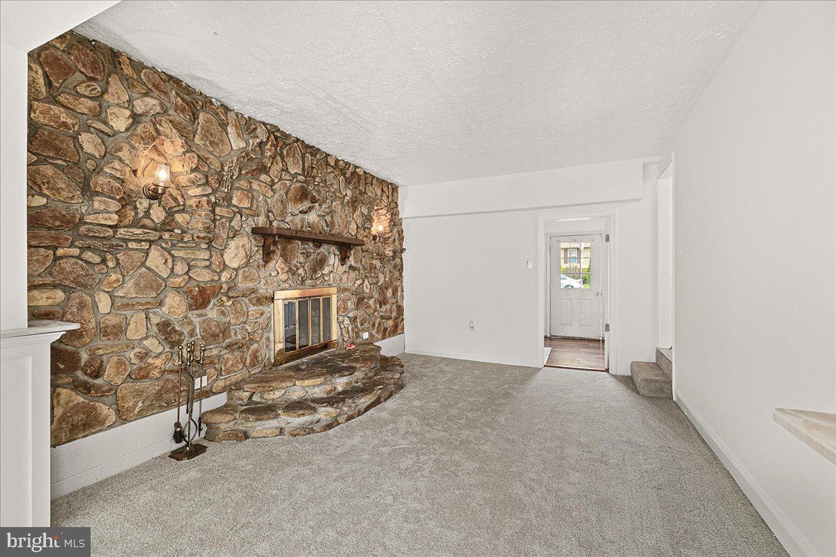 STONEGATE - Residential